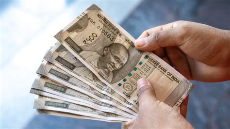 インド通貨単位はどのように機能するか？